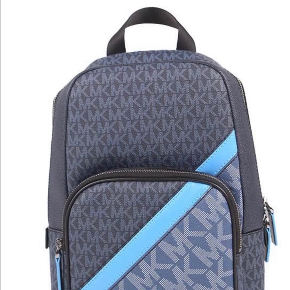 MK MEN COOPER COMMUTER SLINGPACK - Picture 8 of 10